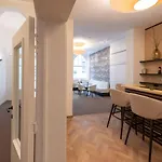 Louisa Szálloda 3*